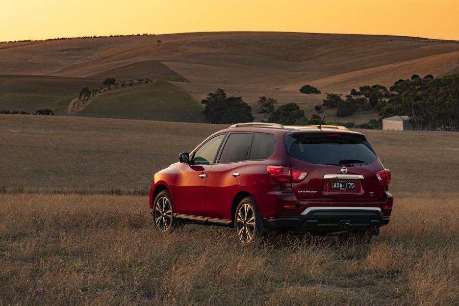  Nissan Pathfinder Ti (R52) 2017 года  (AU) (фото 27 из 40)